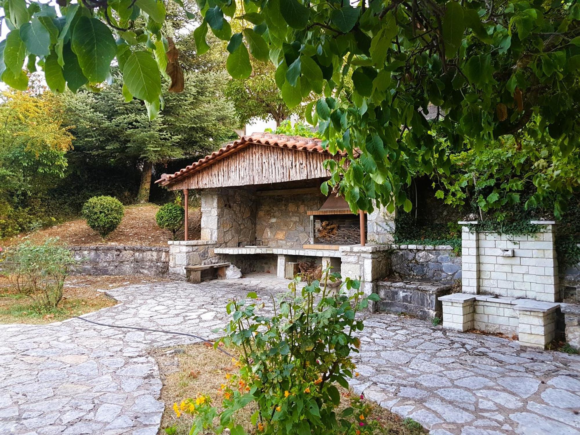 Το Αλώνι Apartment Vlacherna Exterior foto