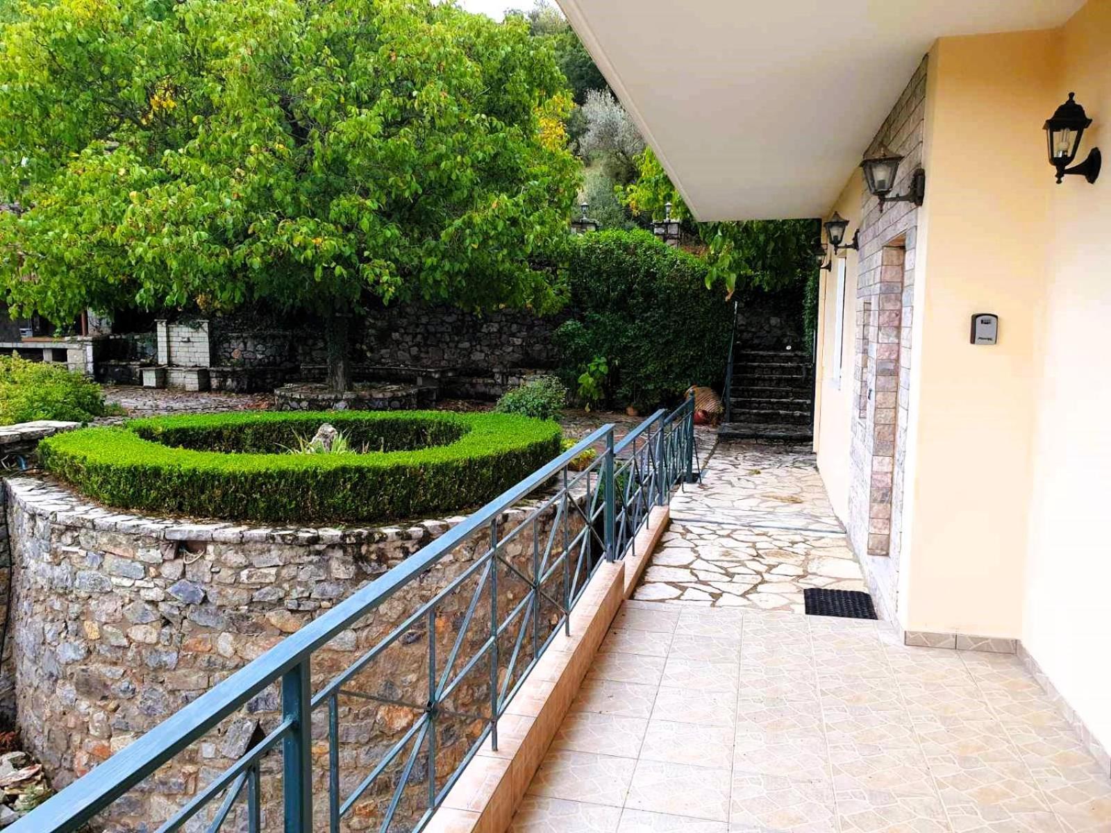 Το Αλώνι Apartment Vlacherna Exterior foto